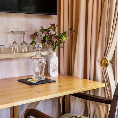 Olive Rabbit - Boutique Bed & Breakfast Turangi Eksteriør billede